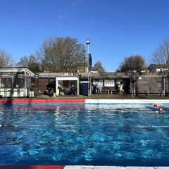 Cambridge Lido Swimming Pool
